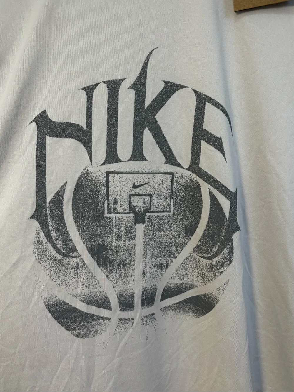 Nike Dri-FIT Basketball Graphic Tee Photon Dust Gray Sz XXL. NWT